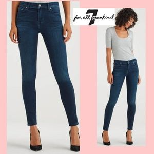 7FAM Mid-rise Skinny Jean